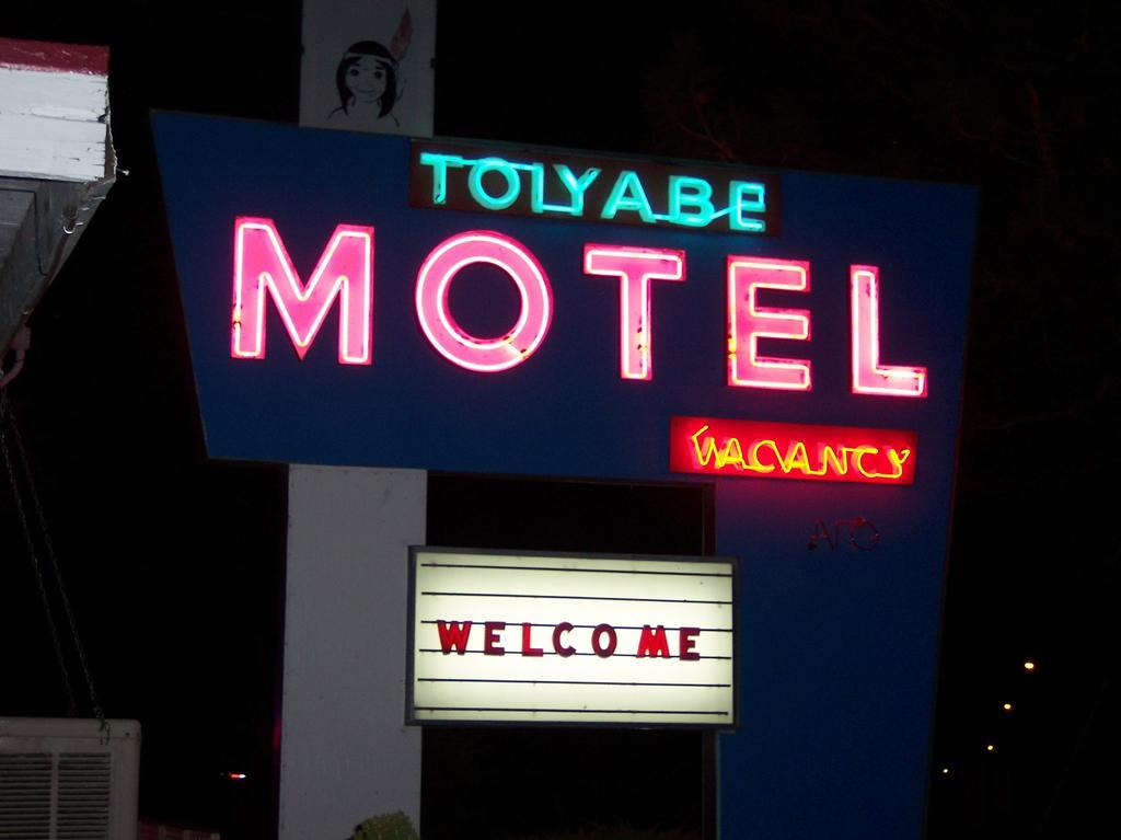 Toiyabe Motel Walker Esterno foto